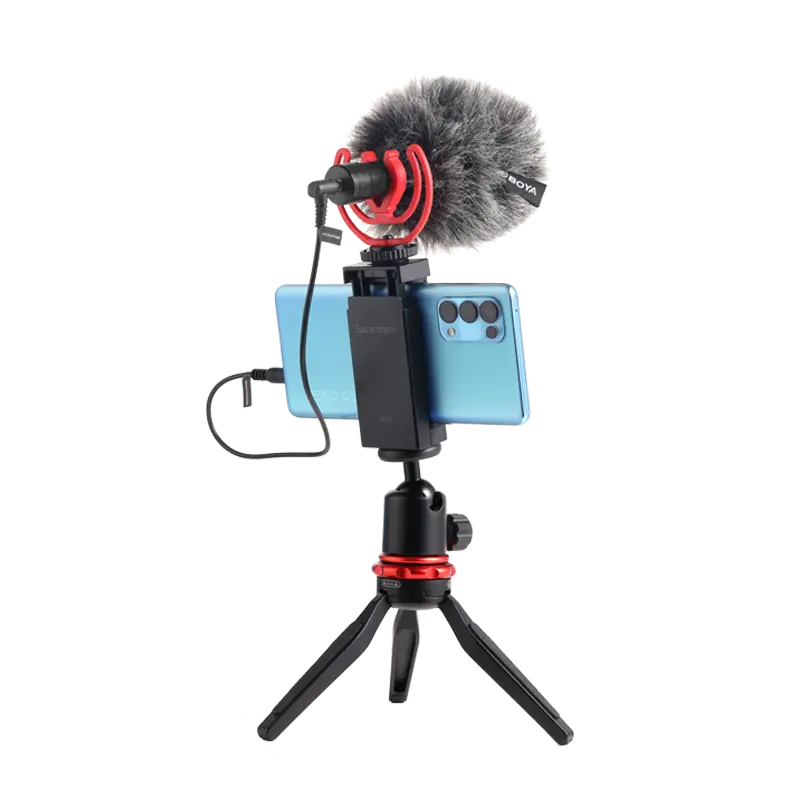 BOYA BY-MM1 on smartphone vlog setup